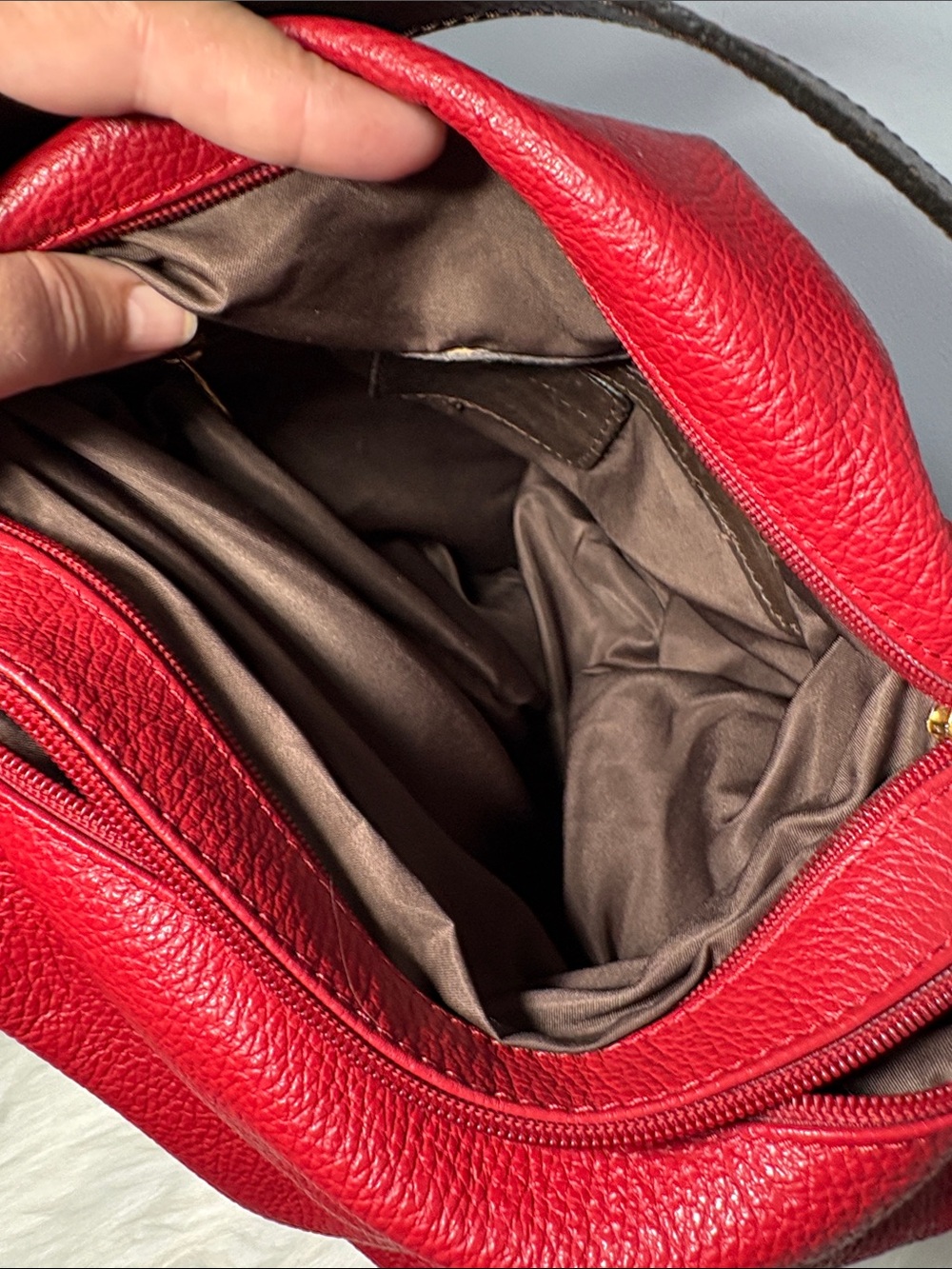 Valentina Italian Pebbled Leather Sling Bag Backpack Purse - Picture 9 of 16